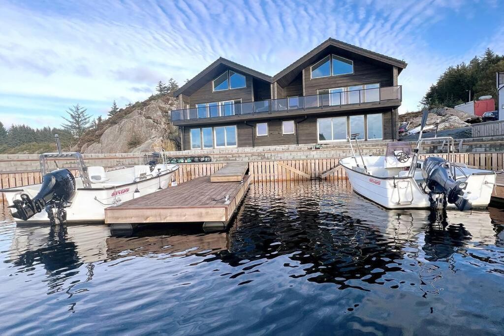 Villa Eksklusiv Rorbu - Havblikk 1 - Batutleie Bekkjarvik Exterior foto